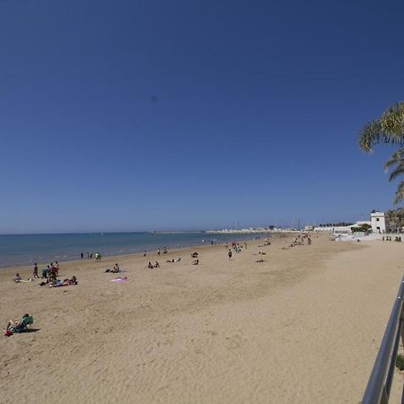Siciliacasevacanze - Marina Domus Rooms Marina di Ragusa Kültér fotó