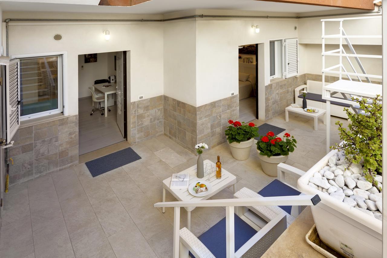 Siciliacasevacanze - Marina Domus Rooms Marina di Ragusa Kültér fotó