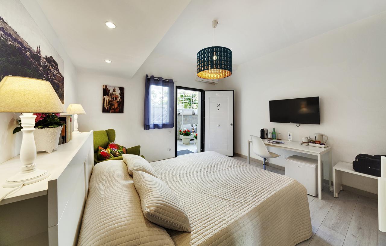 Siciliacasevacanze - Marina Domus Rooms Marina di Ragusa Kültér fotó