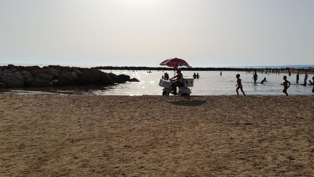 Siciliacasevacanze - Marina Domus Rooms Marina di Ragusa Kültér fotó