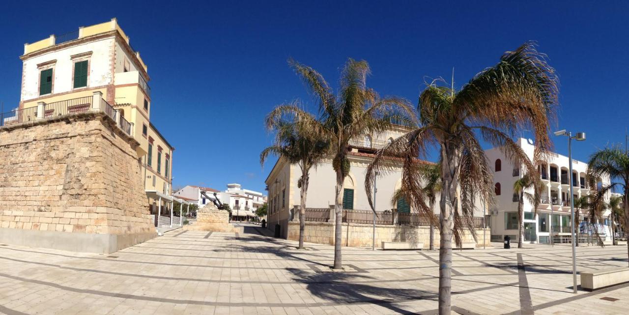 Siciliacasevacanze - Marina Domus Rooms Marina di Ragusa Kültér fotó
